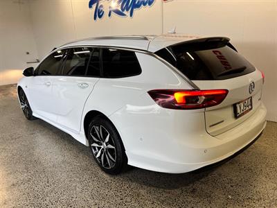 2019 Holden Commodore - Thumbnail