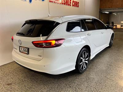 2019 Holden Commodore - Thumbnail
