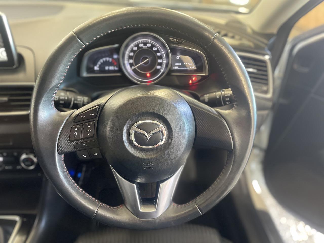 2014 Mazda Axela