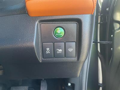 2014 Honda VEZEL - Thumbnail
