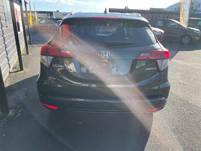 2014 Honda VEZEL - Thumbnail