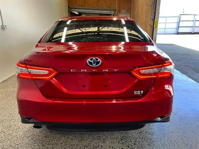 2017 Toyota Camry - Thumbnail