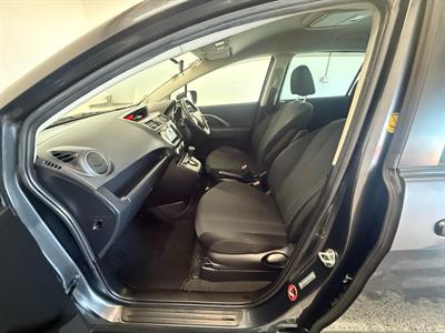 2015 Mazda Premacy - Thumbnail