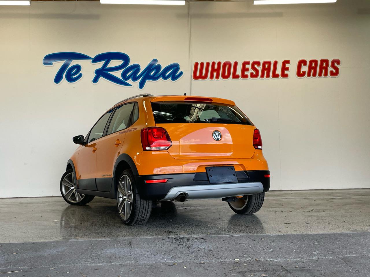 2011 Volkswagen CROSS-POLO