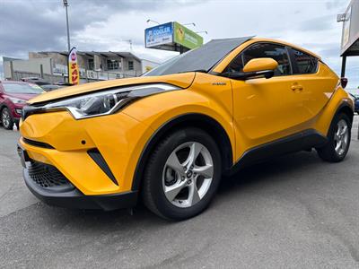 2018 Toyota C-HR - Thumbnail