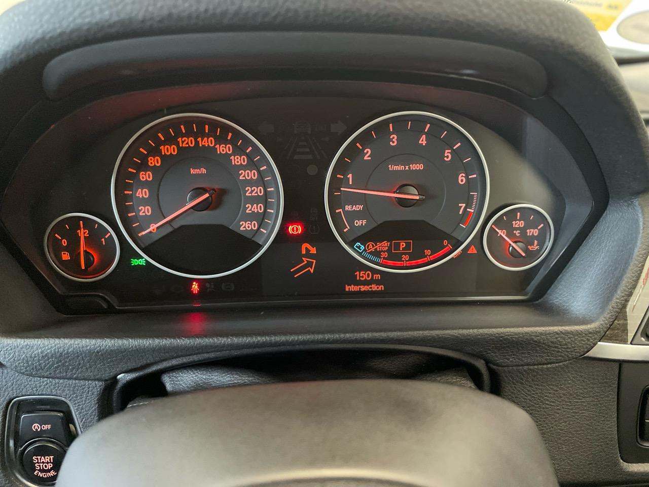 2014 BMW 320i