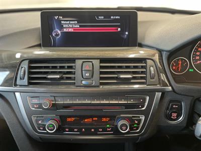 2014 BMW 320i - Thumbnail