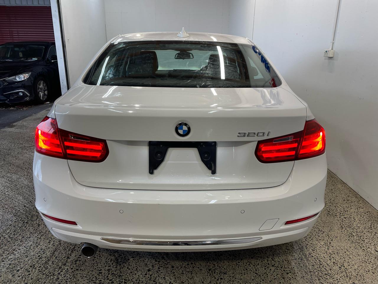 2014 BMW 320i