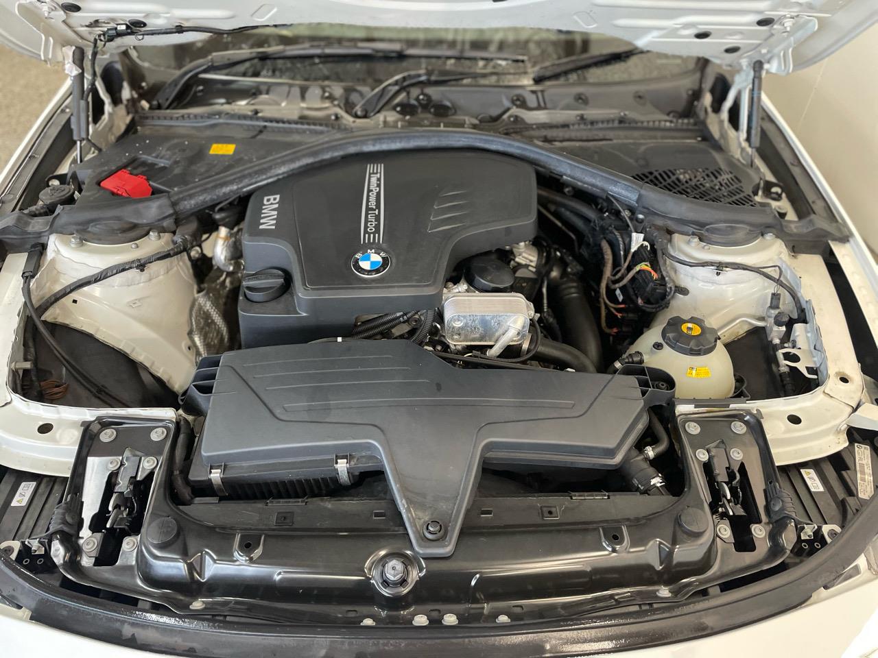 2014 BMW 320i