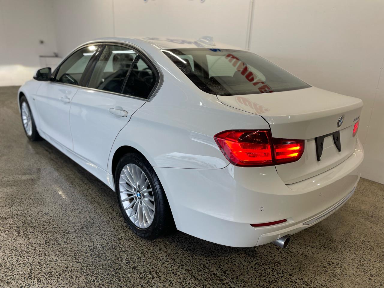2014 BMW 320i