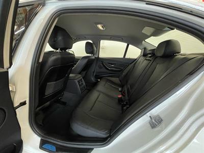 2014 BMW 320i - Thumbnail