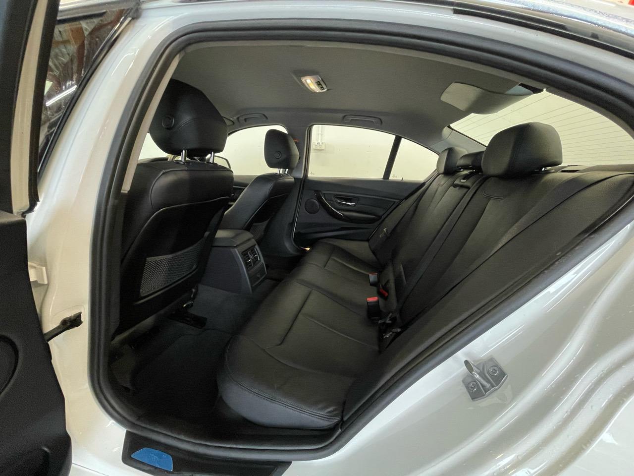 2014 BMW 320i