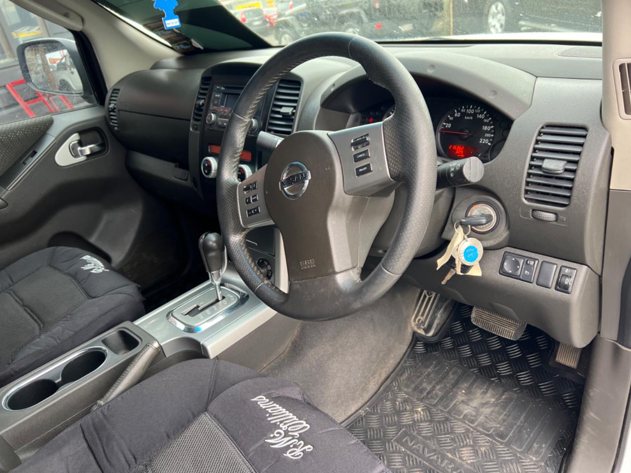 2014 Nissan NAVARA