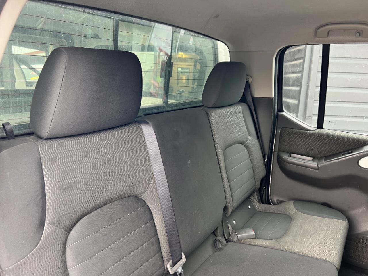 2014 Nissan NAVARA