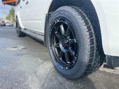 2014 Nissan NAVARA - Thumbnail