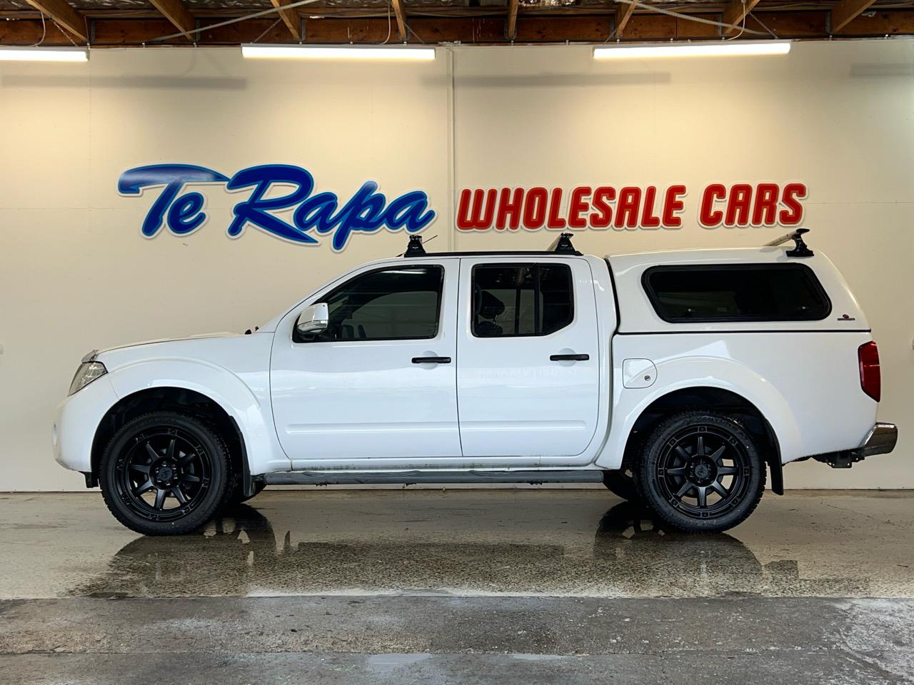 2014 Nissan NAVARA
