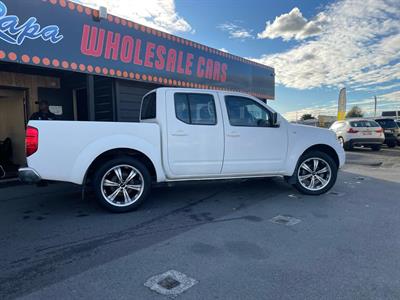 2011 Nissan NAVARA - Thumbnail