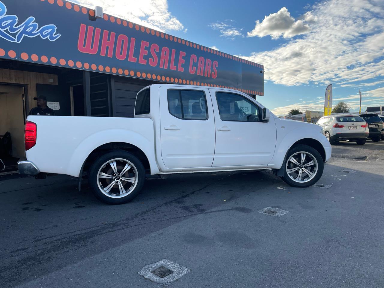 2011 Nissan NAVARA