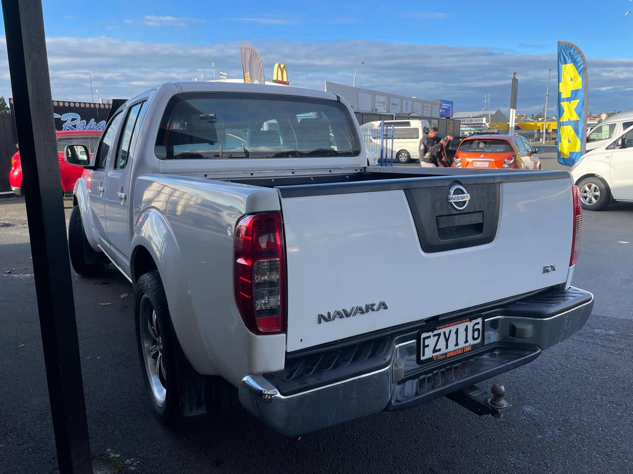 2011 Nissan NAVARA