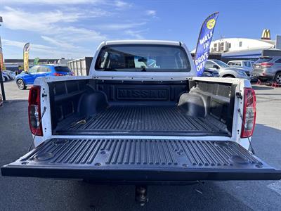 2011 Nissan NAVARA - Thumbnail