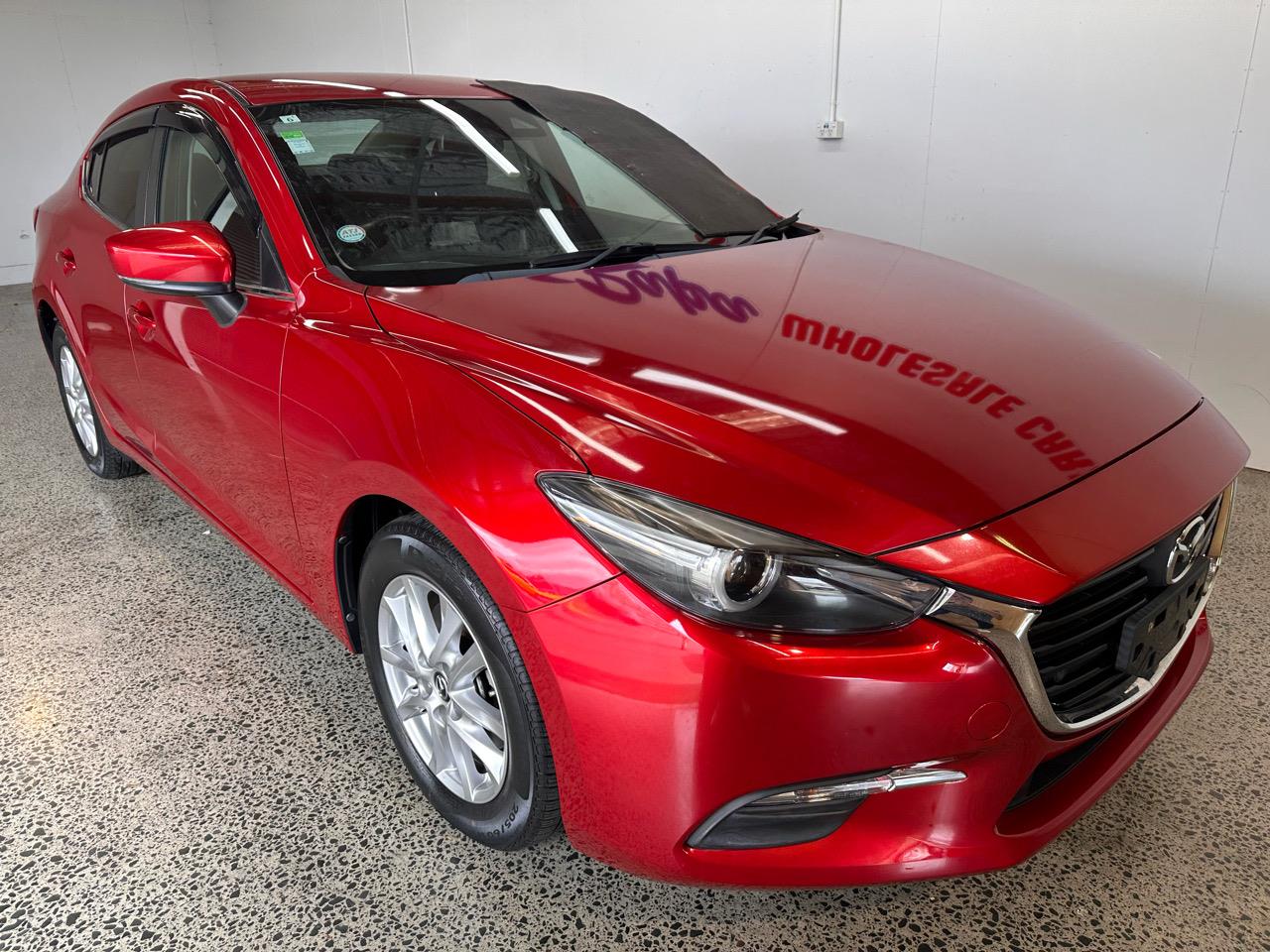 2017 Mazda Axela