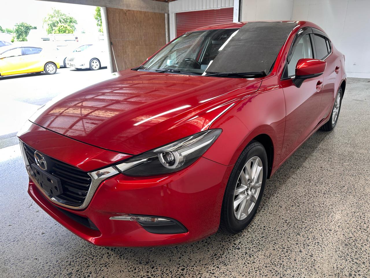 2017 Mazda Axela