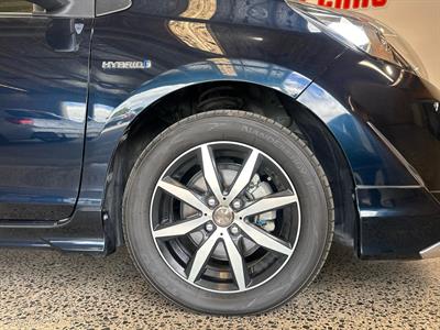 2018 Toyota AQUA - Thumbnail