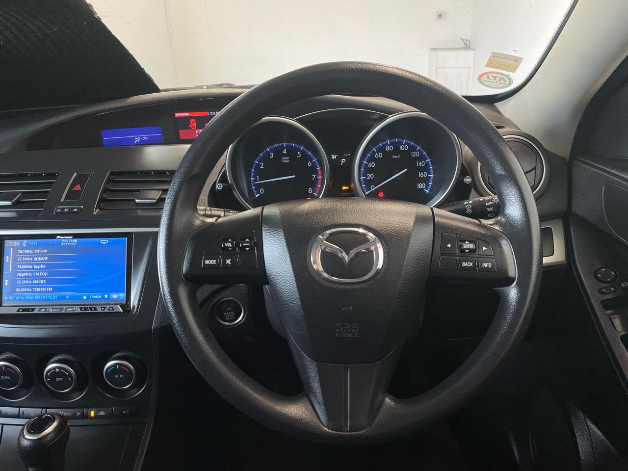 2012 Mazda Axela