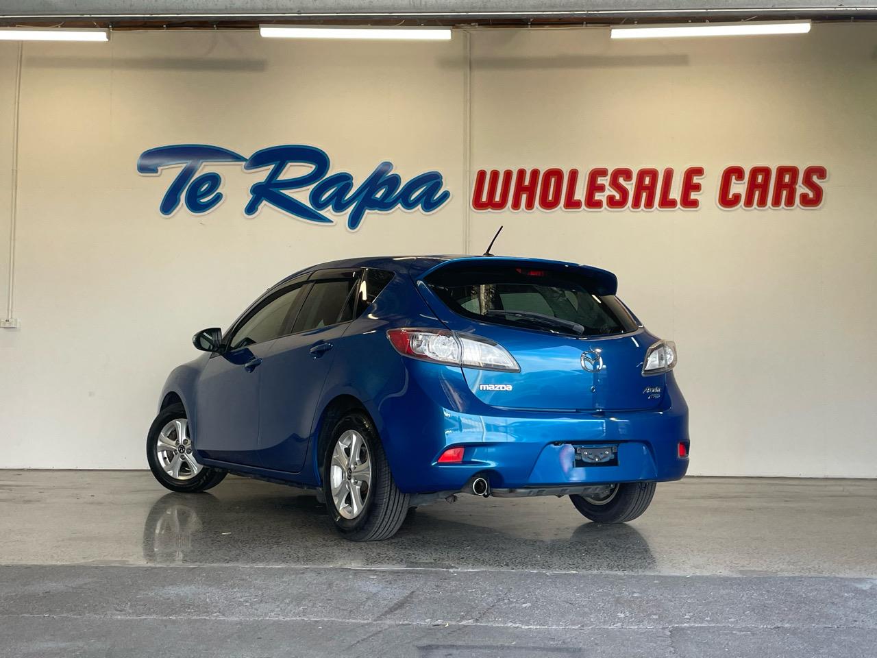 2012 Mazda Axela