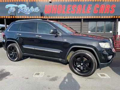 2012 Jeep GRAND CHEROKEE - Thumbnail