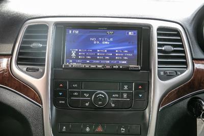 2012 Jeep GRAND CHEROKEE - Thumbnail
