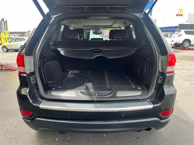 2012 Jeep GRAND CHEROKEE - Thumbnail