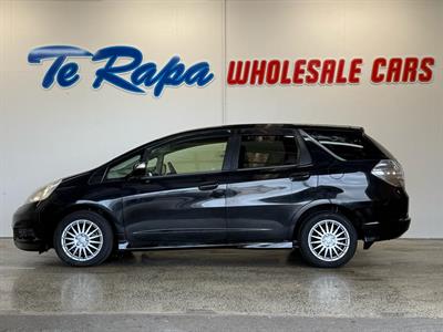 2012 Honda Fit Shuttle - Thumbnail