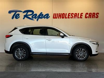 2017 Mazda CX-5 - Thumbnail