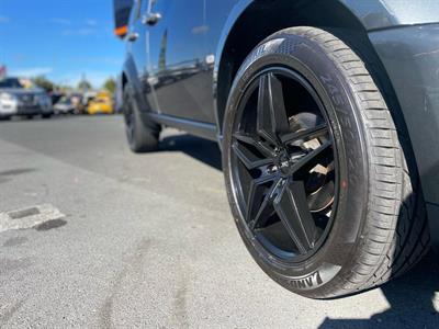 2011 Dodge Nitro - Thumbnail