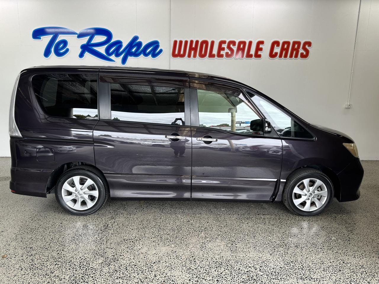 2011 Nissan Serena