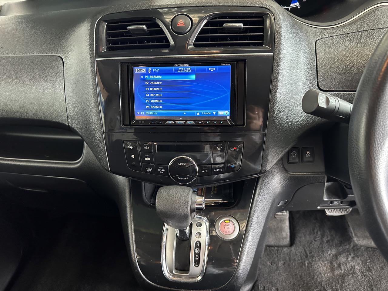 2011 Nissan Serena