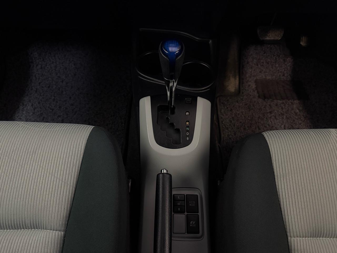 2012 Toyota AQUA