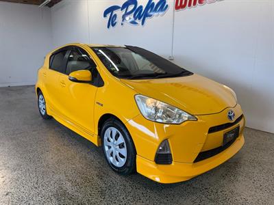2012 Toyota AQUA - Thumbnail