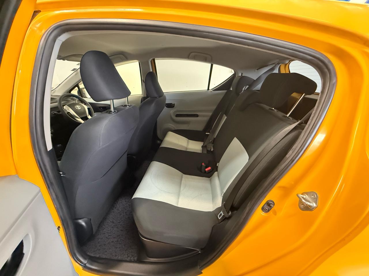 2012 Toyota AQUA
