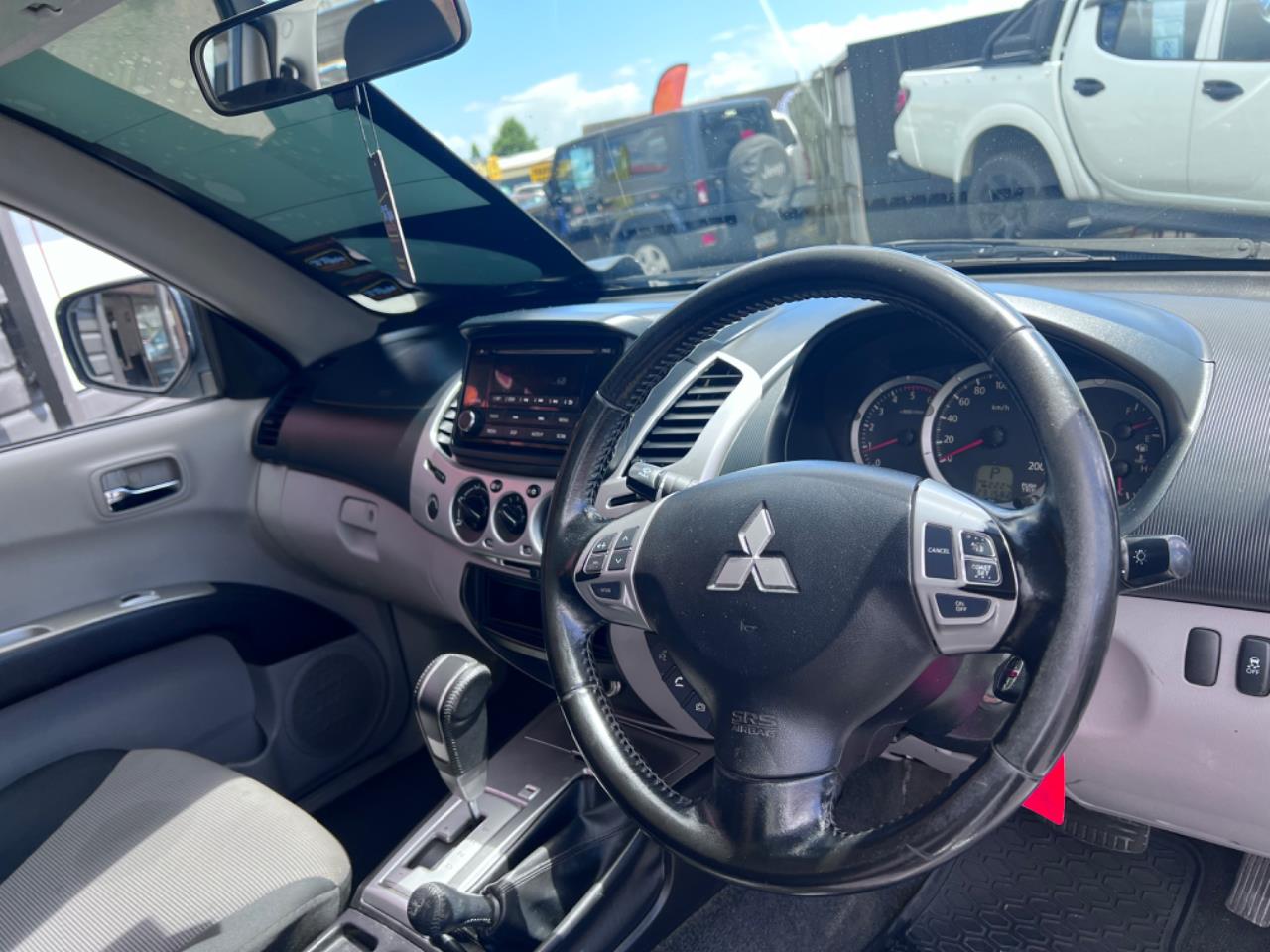 2014 Mitsubishi Triton