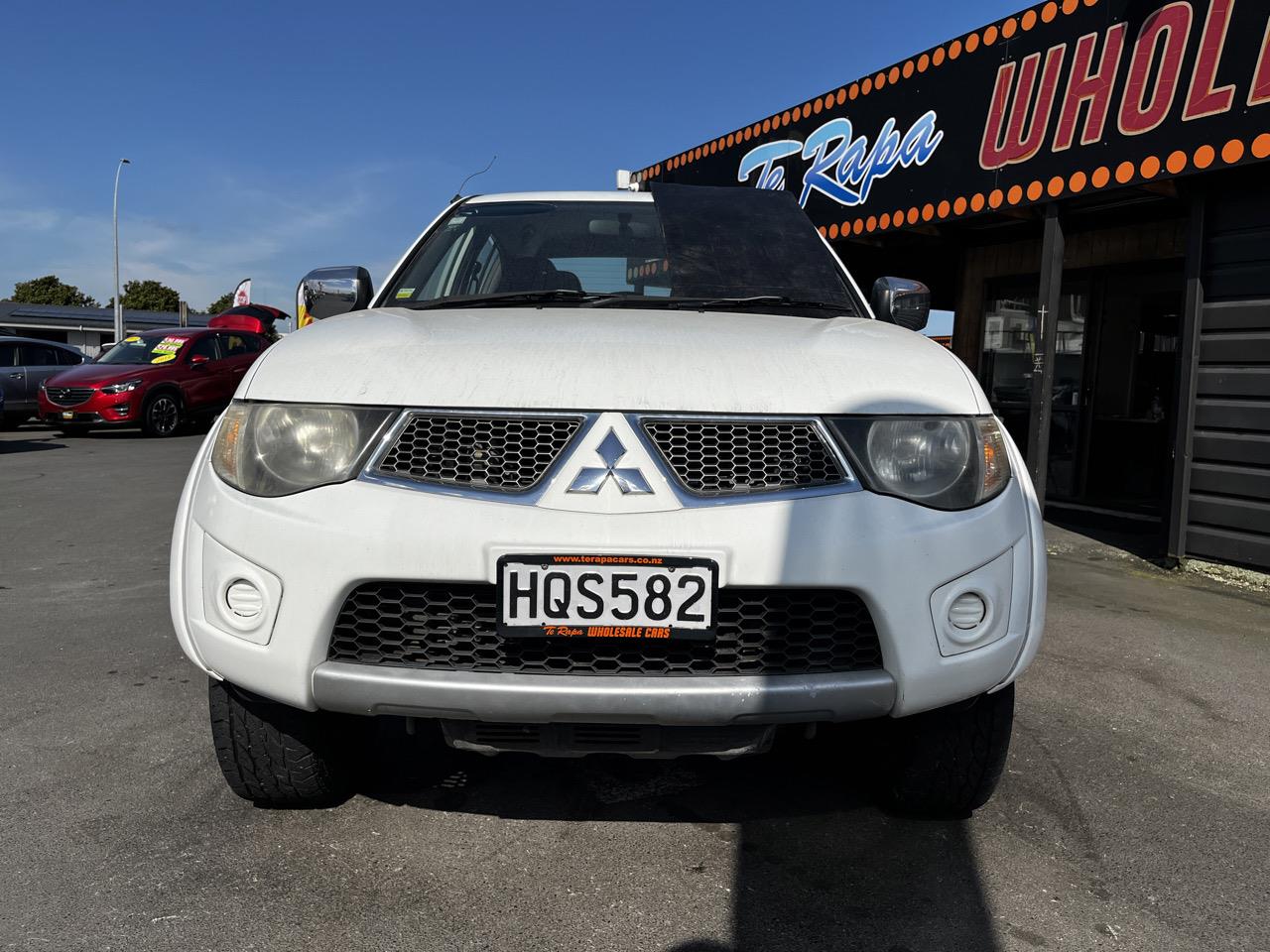 2014 Mitsubishi Triton
