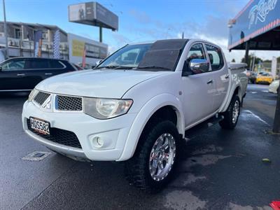 2014 Mitsubishi Triton - Thumbnail