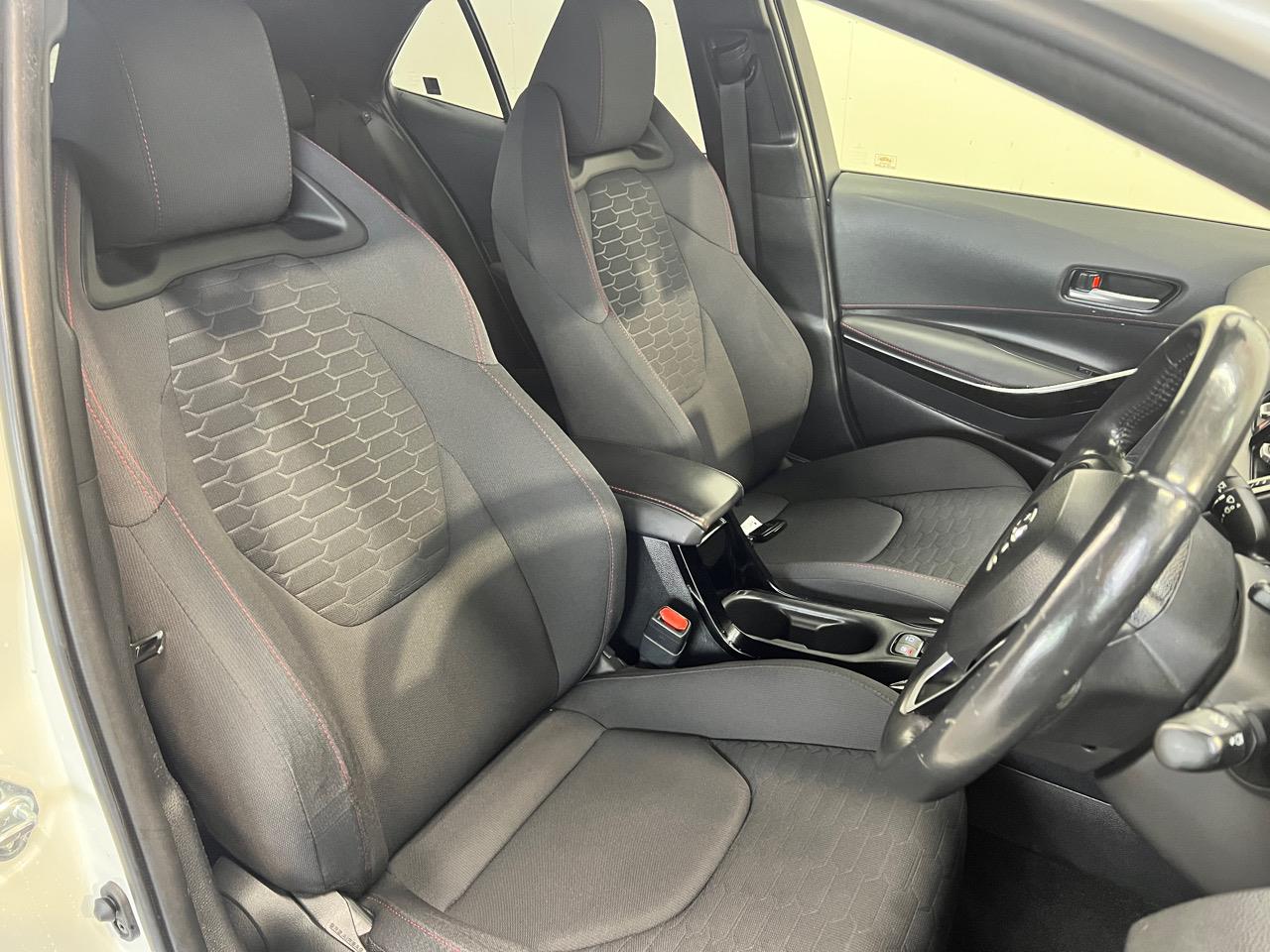 2019 Toyota COROLLA SPORT