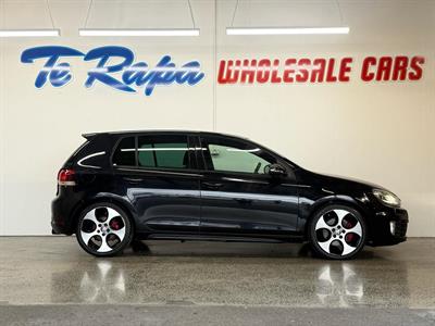 2012 Volkswagen Golf - Thumbnail