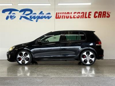 2012 Volkswagen Golf - Thumbnail