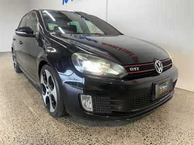 2012 Volkswagen Golf - Thumbnail