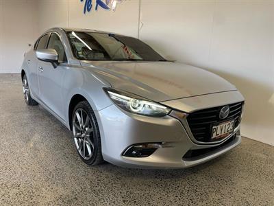 2016 Mazda Axela - Thumbnail