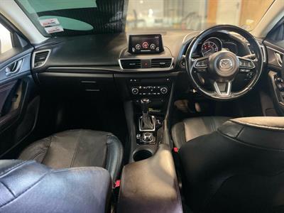 2016 Mazda Axela - Thumbnail