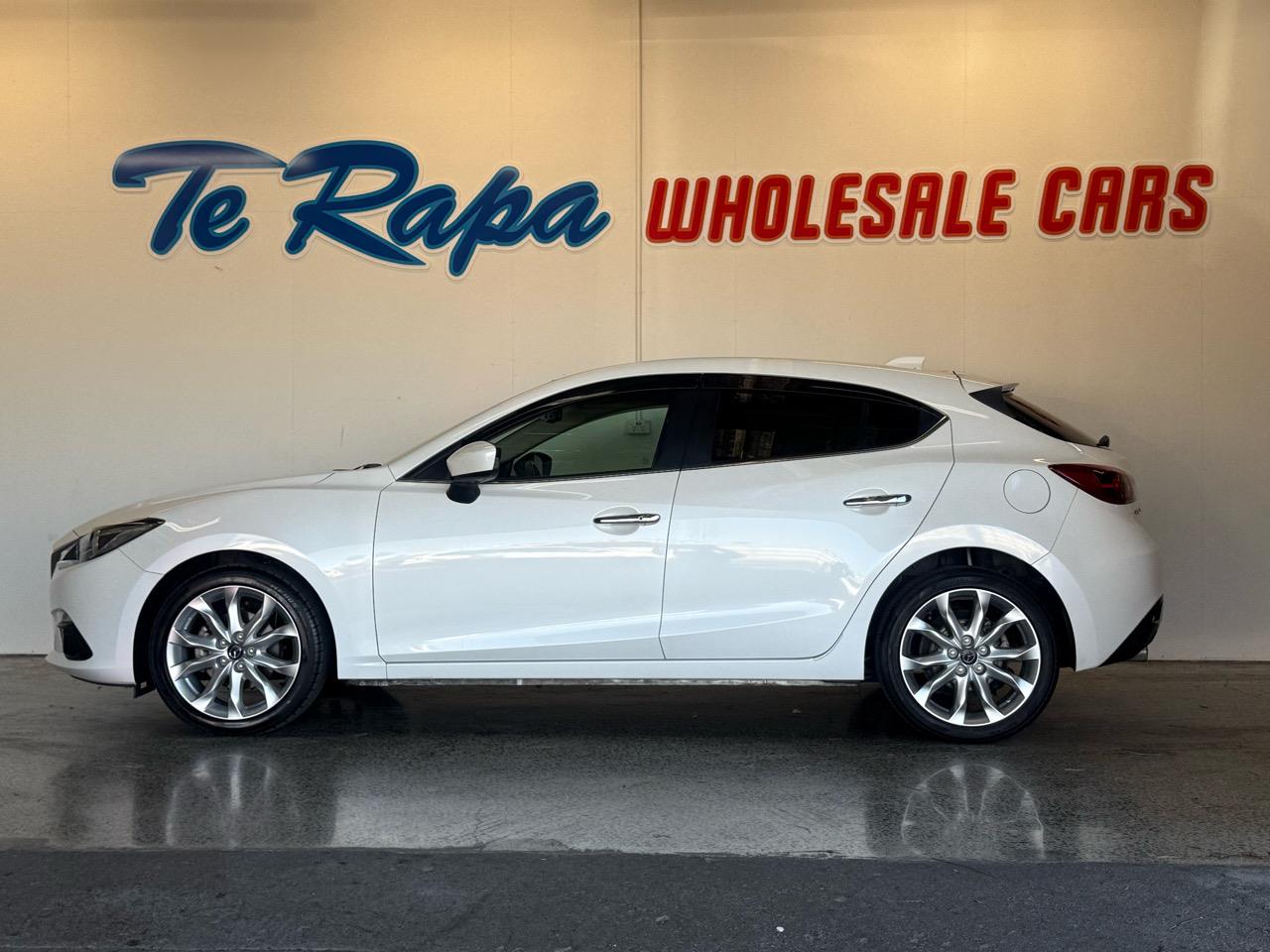 2014 Mazda AXELA